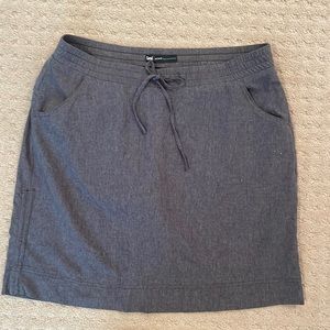 Lee Active Performance gray athletic skirt